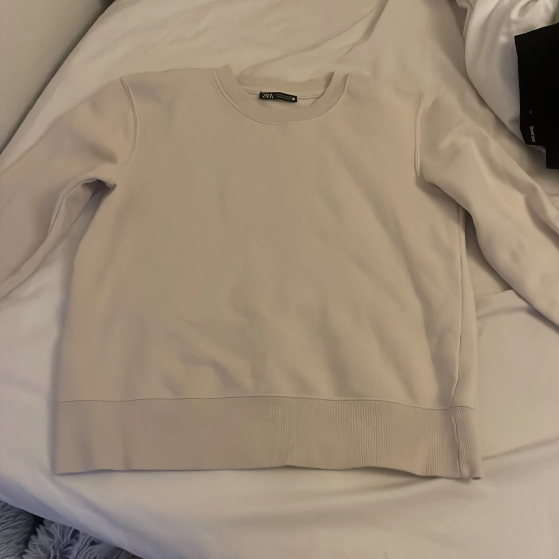 Tjocktröja från zara