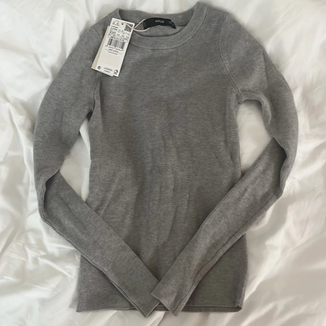 Grå tröja