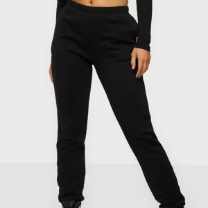 Mjukisbyxor - Mjukisbyxor från Nelly. Knappt använda då de va för små vid köp. Passar en xs/s. 💓