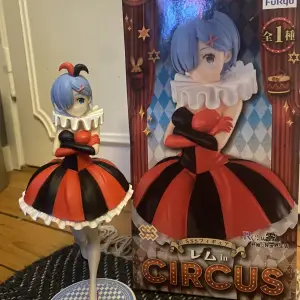 Rem from rezero circus figurine, original prize was around 350kr, has only been standing on a shelf !shipping prize may be inaccurate! Dm for more pictures and if interested 