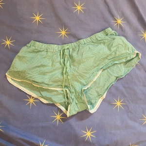 Pyjamas shorts  - Söta Coquette pyjamas shorts I gott skick⚡️