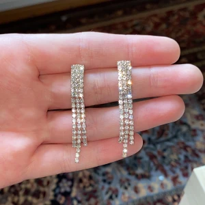 Strassörhängen  - Strassörhängen från Glitter. 