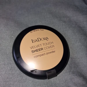 Kompakt puder  - Oanvänd och oöppnad