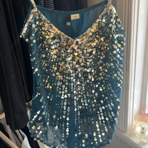 Paljett topp - Jätte fin fest tröja 