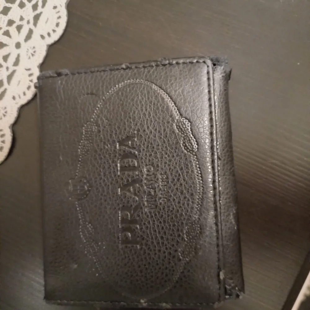 Vintage prada plånbok . Accessoarer.