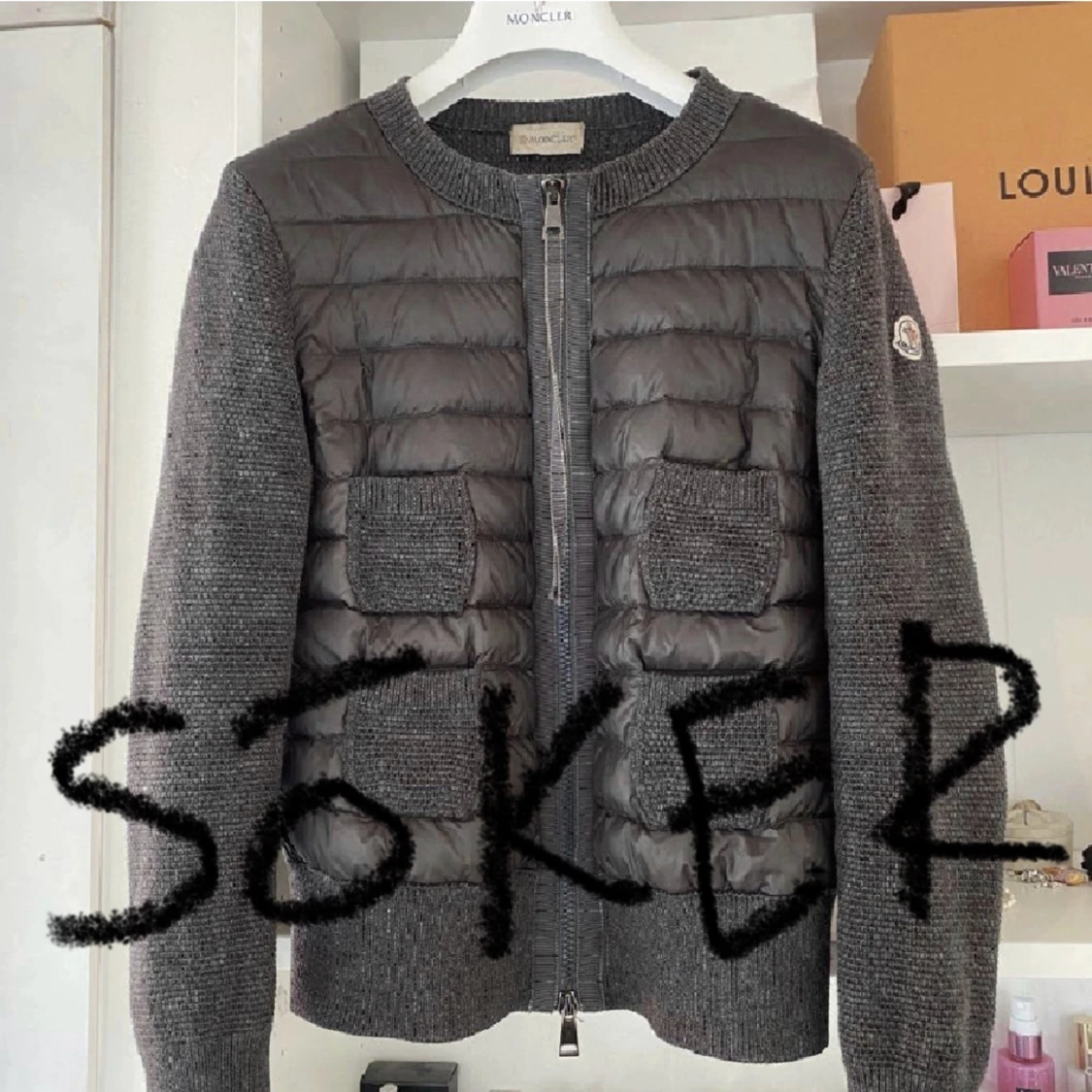 Söker en monclear jacka