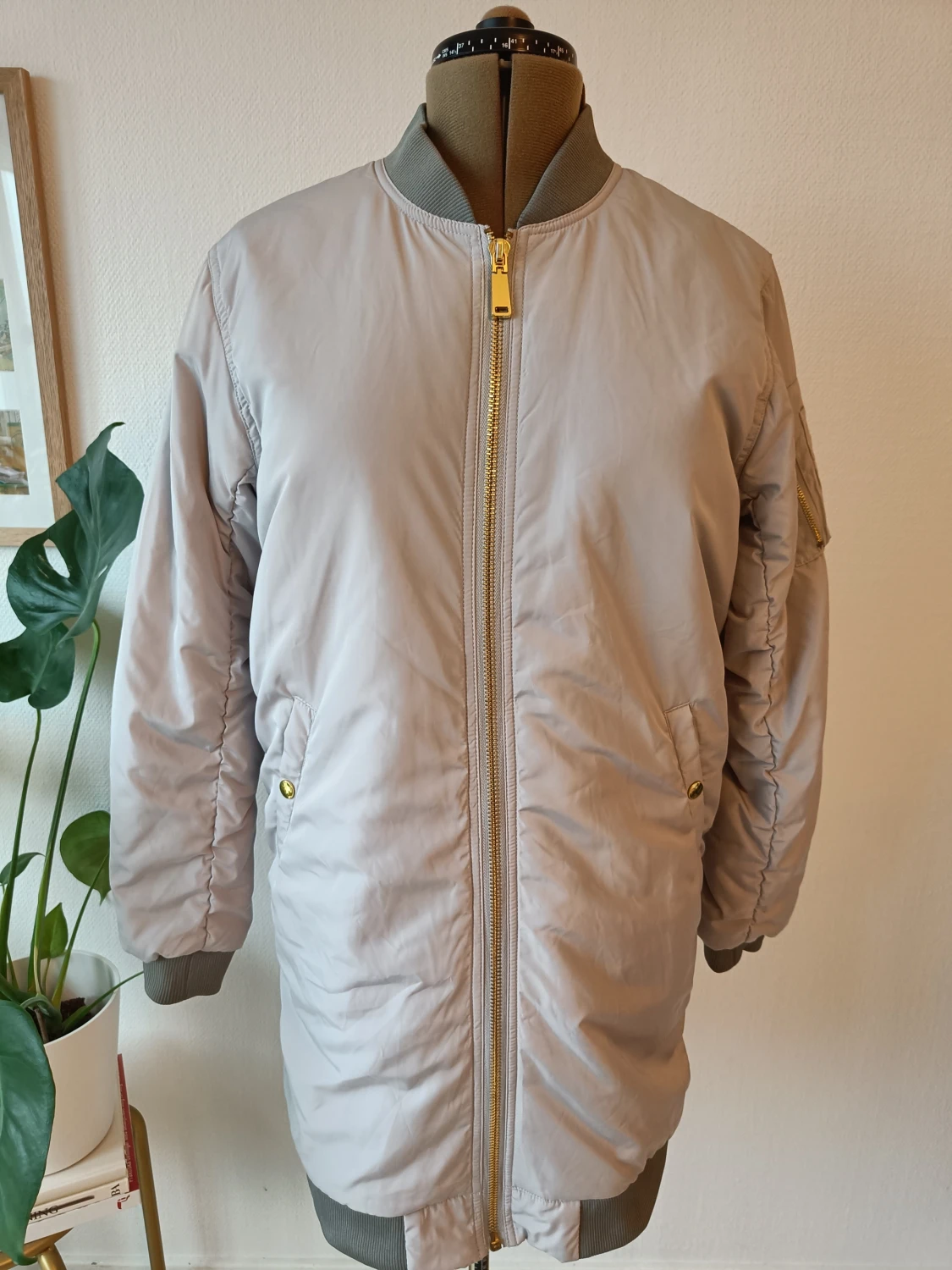 Lång bomberjacka Bik Bok