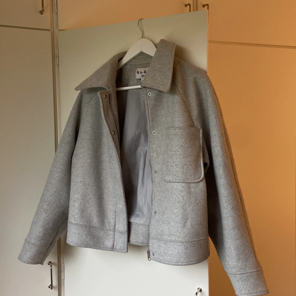Grå jacka från NAKD - 90