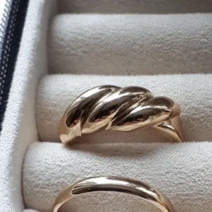 Croissant-ring - 💛