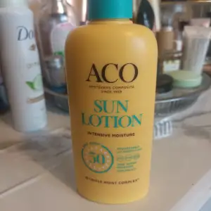  Säljer helt nya oanvänd ACO solskydd med 50spf som är inte i användning för att jag beställde 2 från apoteket.  