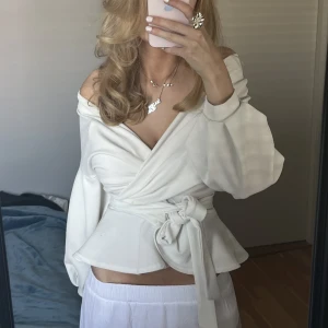 Blus  - Så sjukt vacker blus 🤩🤩🤩