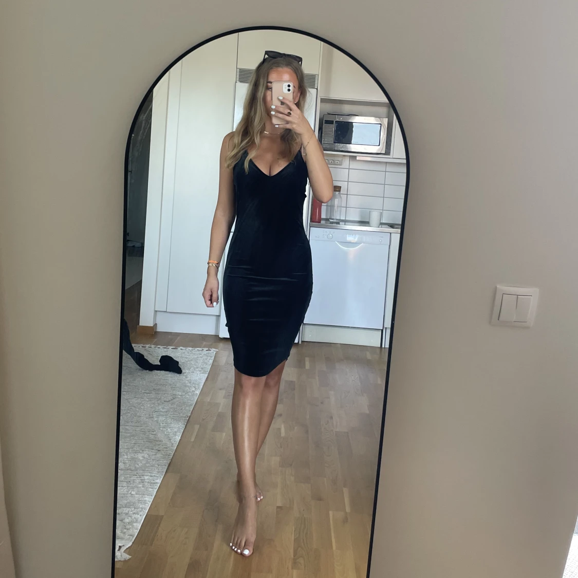 Svart festklänning