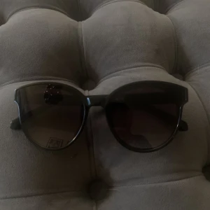 Solglasögon - Solglasögon 