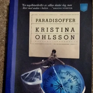 Bok - Paradisoffer skriven av Kristina Ohlsson. 