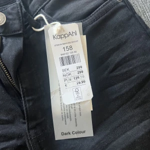 Byxor - Byxa för barn helt nya med prislappen kvar!