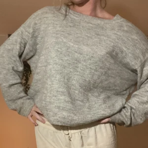 Stickad tröja - Jätte fin nu till höst💖