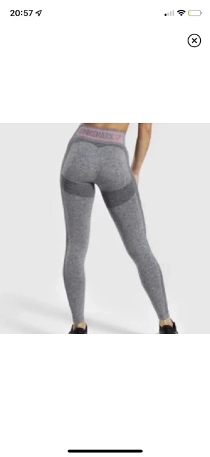 Gymshark  - säljer dessa då de inte kommer till användning ❤️‍🔥💙💙💙