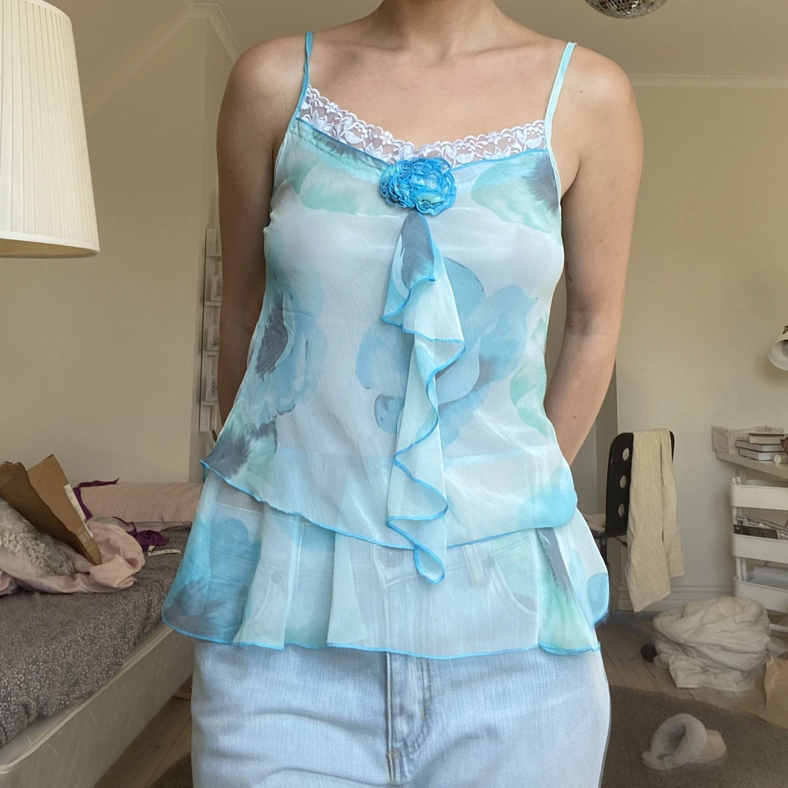 Volanglinne med blomma