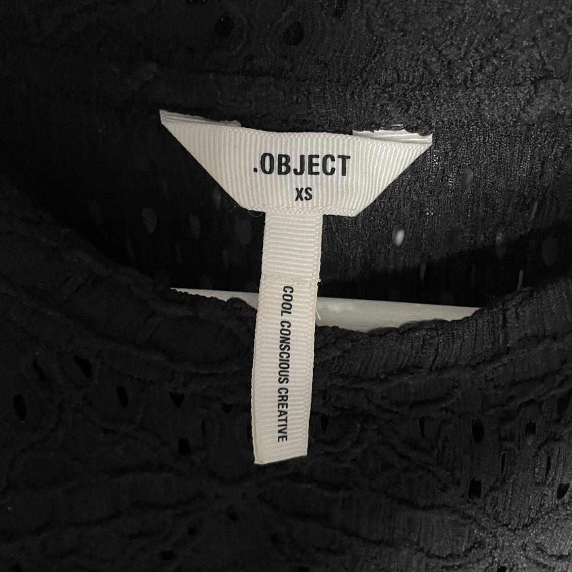 Fin svart tröja från object  - 91