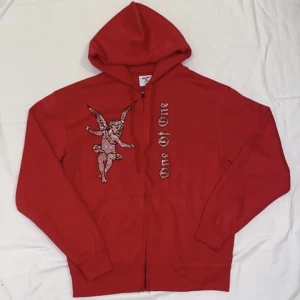 One of one hoodie - Snygg och trendig one of one hoodie. Storlek S. Utmärkt skick 10/10.