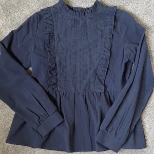 blus  - fin blus från shein, aldrig använd 