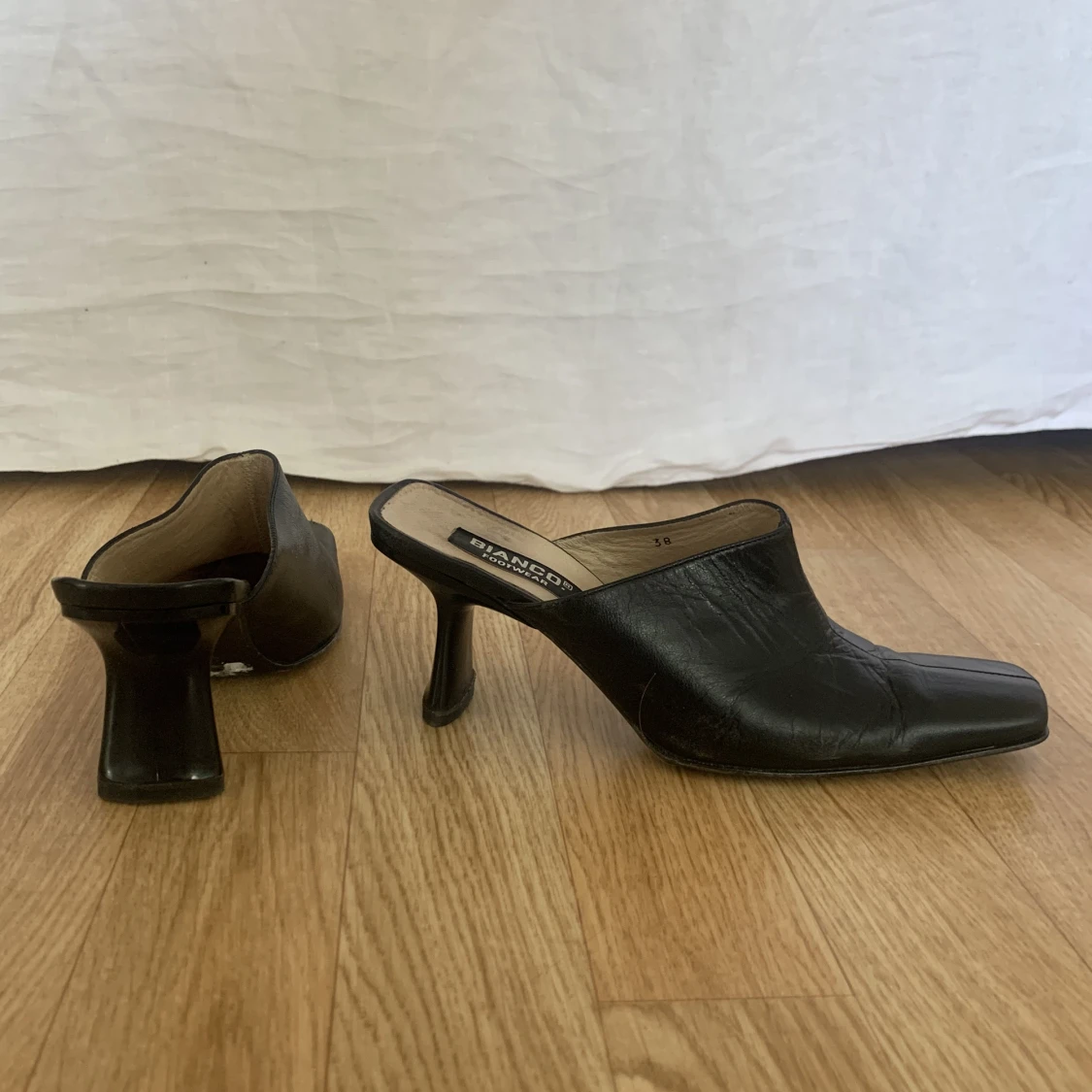 Mules/klackar från Bianco. Äkta skinn - 91