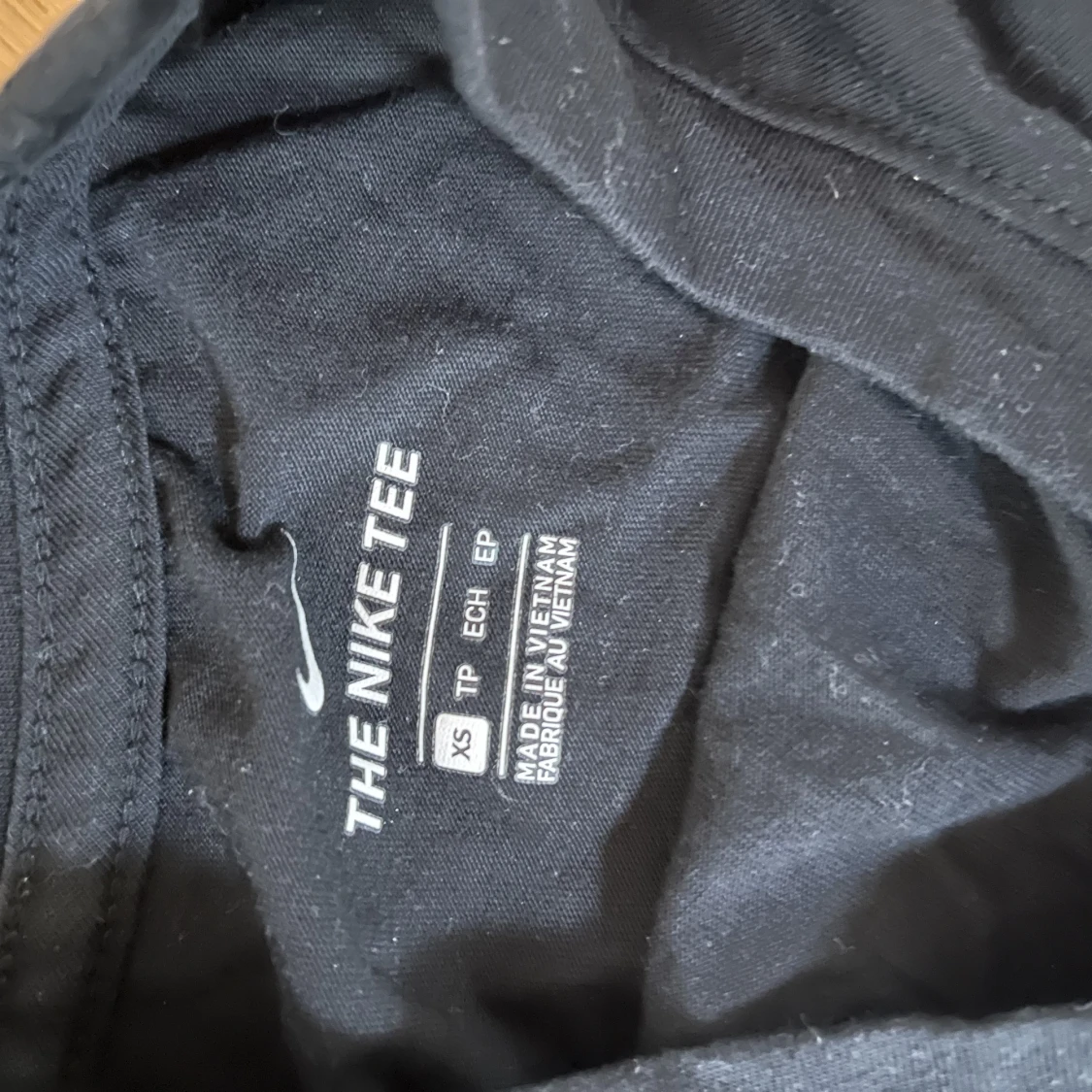 svart topp Nike - 90