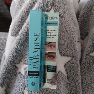 Lash paradise waterproof mascara - Helt ny.har kvar kvittot men orkar inte gå och lämna tillbaka det. 