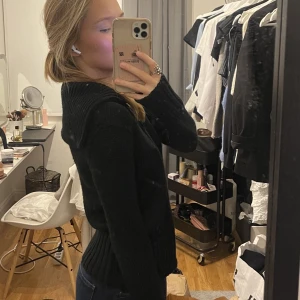 Stickad kofta - Stickad kofta i bra skick!