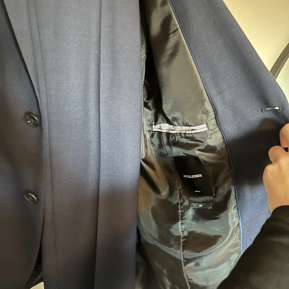 Kostym från Jack & Jones - 90