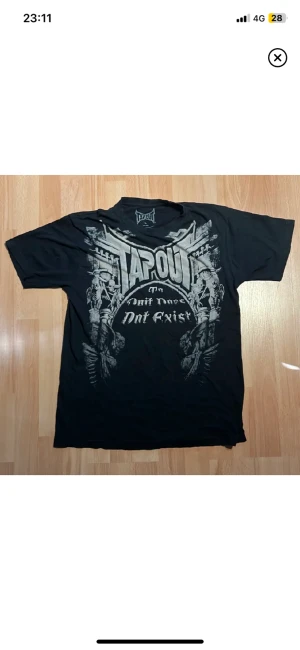 Tapout T-shirt  - Jävligt fet tapout, inga flaws va jag kan se