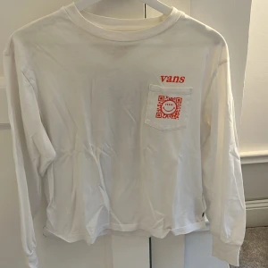 Vans tröja - Säljer nu min Vans tröja då den har blivit för liten💗fint skick!