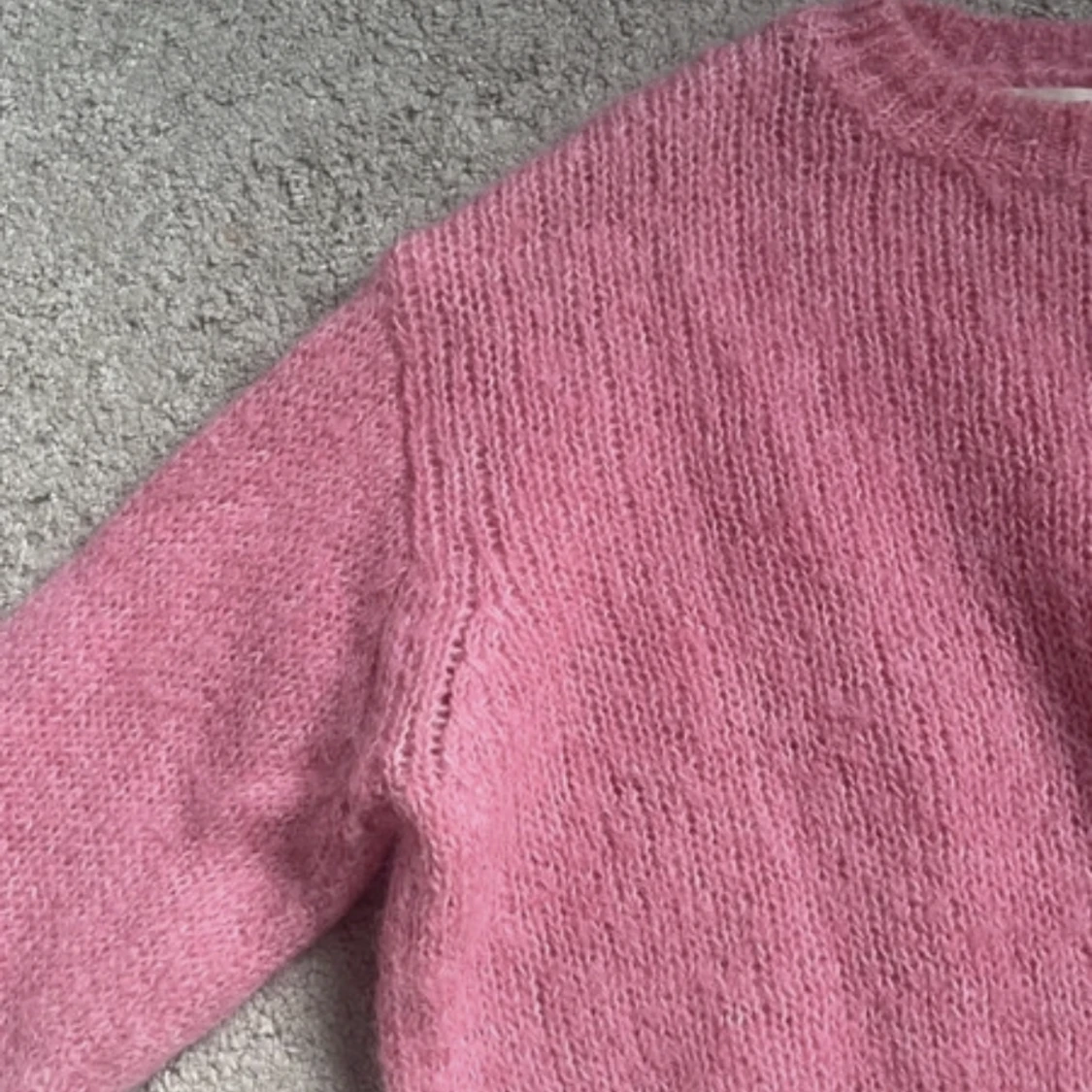 Fin stickad tröja  - 90