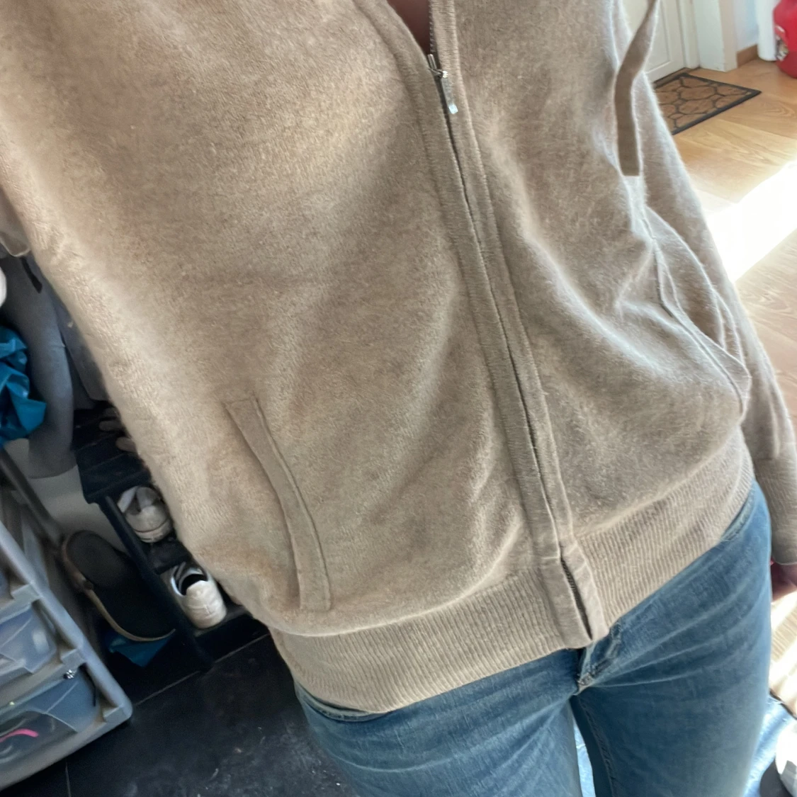Soft goat zip up - 91