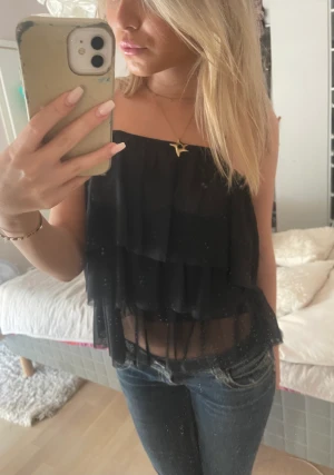 Festtopp - Supersnygg festtopp som oxå glittrar💕