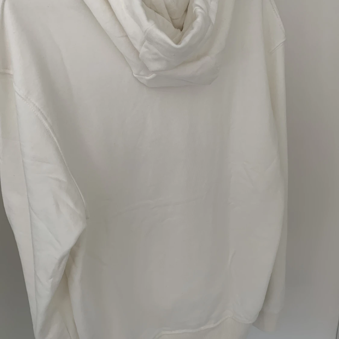 Vitt Burberry hoodie - 90