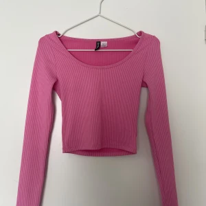 H&M topp - Oanvänd söt hm topp💖