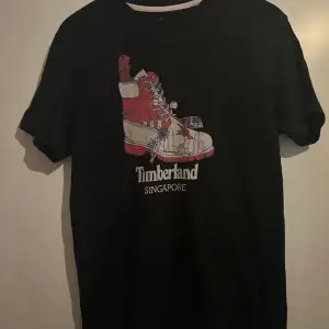 Vintage t shirt knappt använd, möts i stockholm 