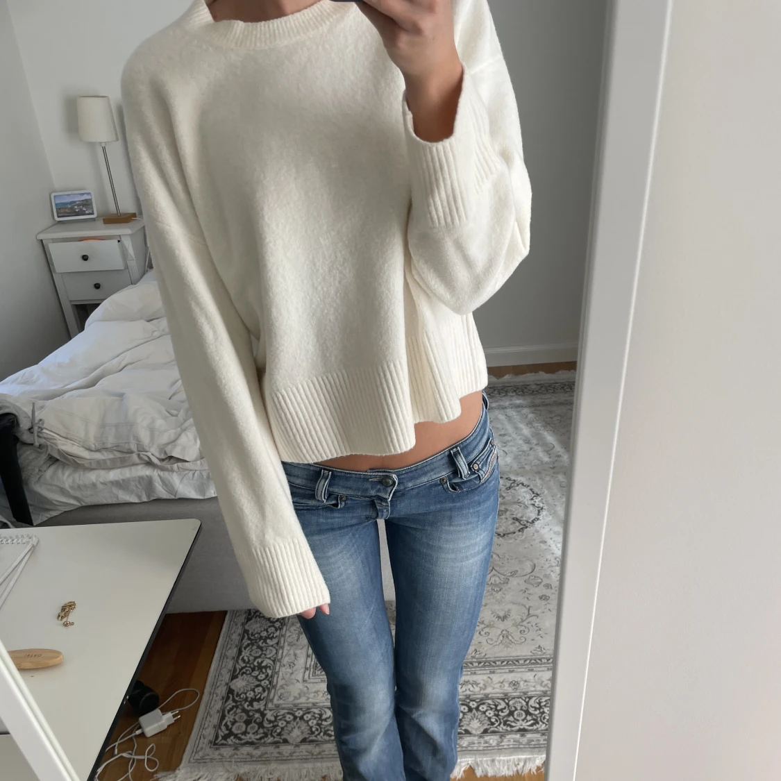 Vit stickad tröja från &otherstories - 90