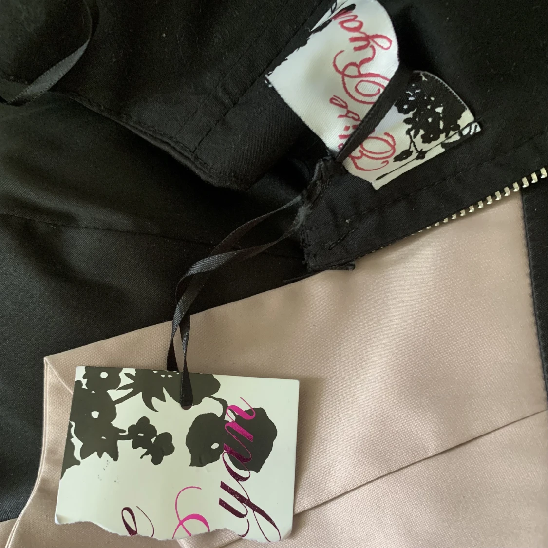 Sjukt snygg korsett i satin - 91