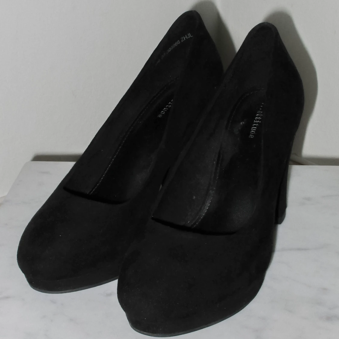 SVARTA KLACKAR I MOCKA! - 90