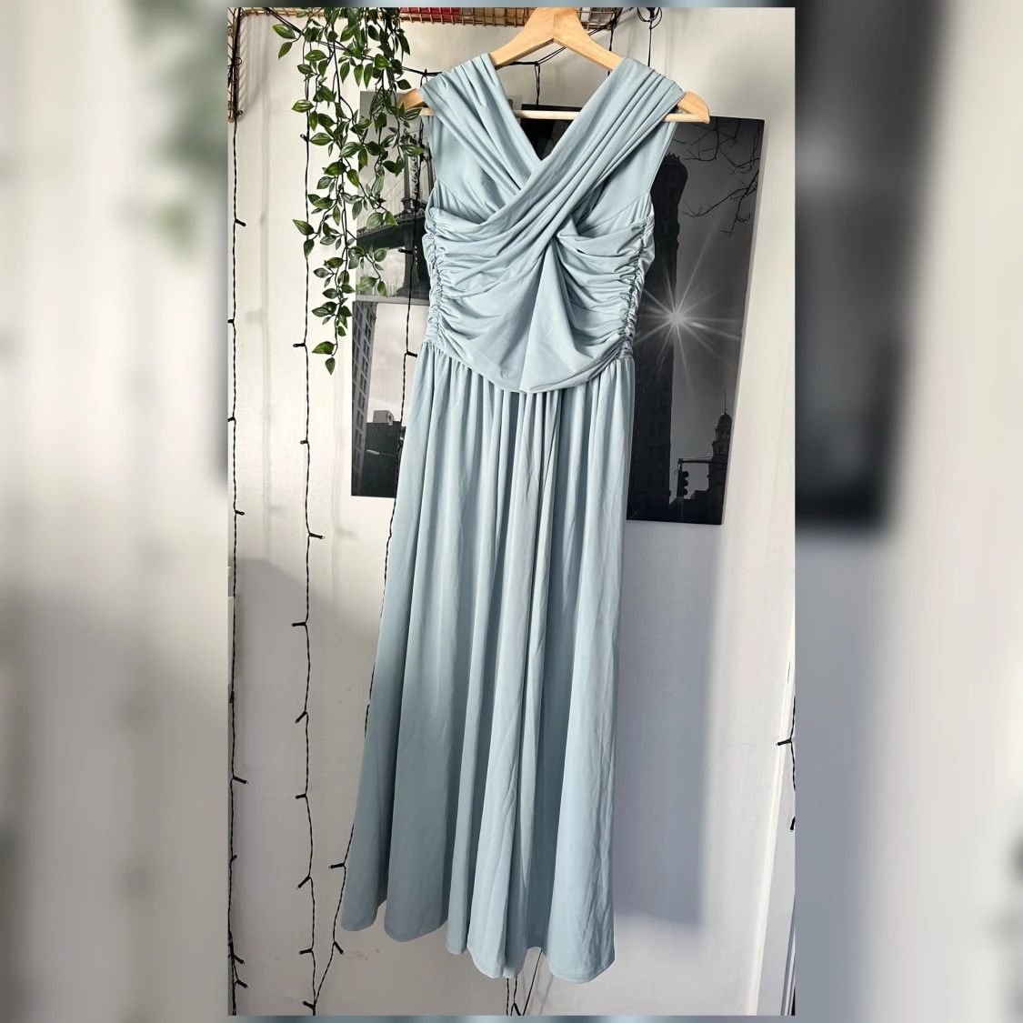 Helt ny klänning (aldrig använt) - 90