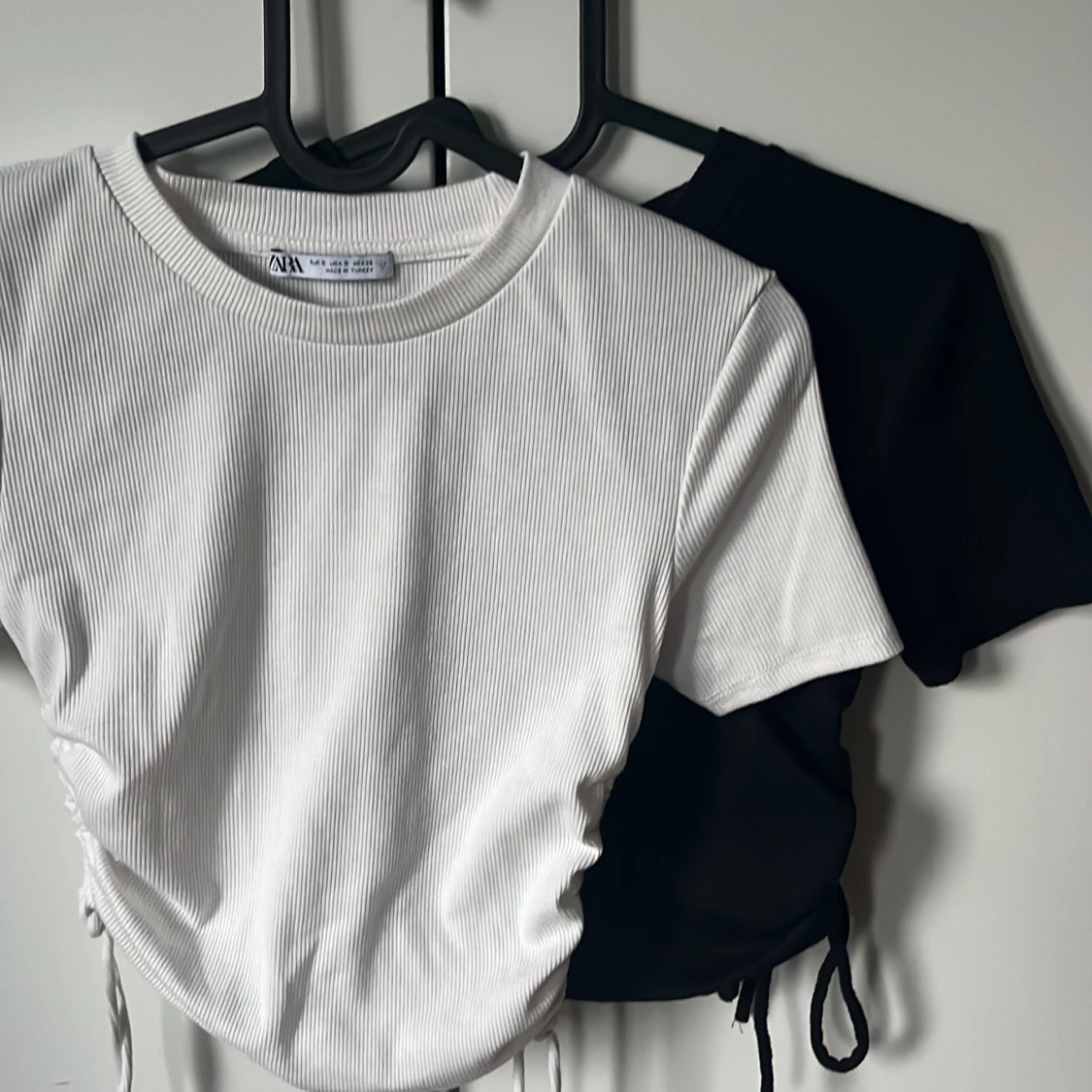 Zara topp med dragsko