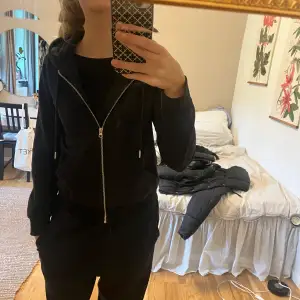 Zip up kofta/ huvtröja från hm 