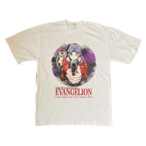 Bootleg Evangelion tröja med Misato och Pen Pen. 