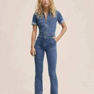 Jeansdress  - Jätte snygg jeansdress från Mango, använd en gång (lånad bild)❤️‍🩹