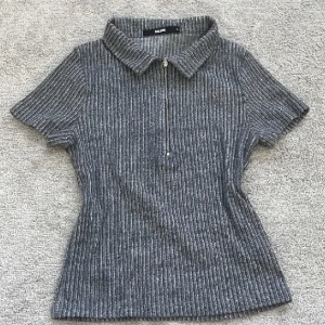 Topp - Bikbok topp storlek S