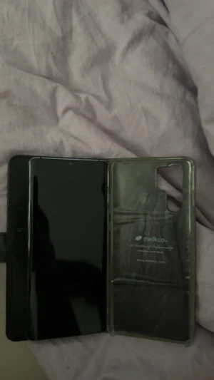 Huawei - Mobil aldrig använd! Köpt begagnad i nyskick!