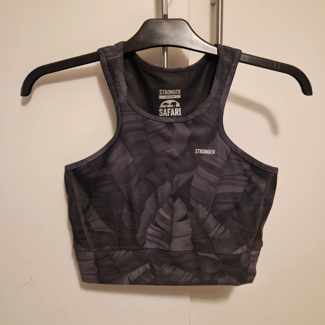 Crop Top Stronger - 90