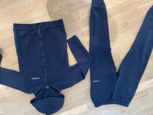 Dress från Mckenzie strl 12-13 år - I fint skick Mörkblå i färgen